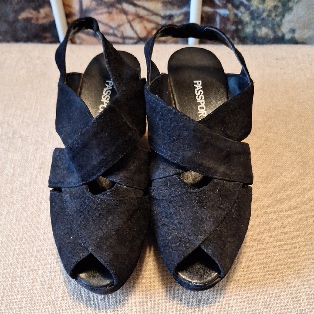 Passports Black Sandals